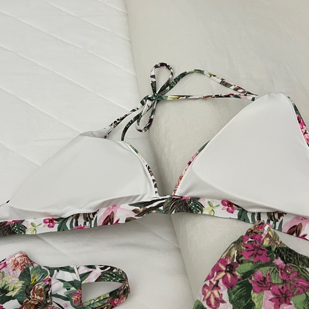 4 pc Victoria's Secret Floral Tropical Print Bikini Set in Pink, Green, White - Picture 8 of 14